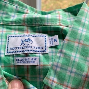 Southern tide dress shirt.  Worn once